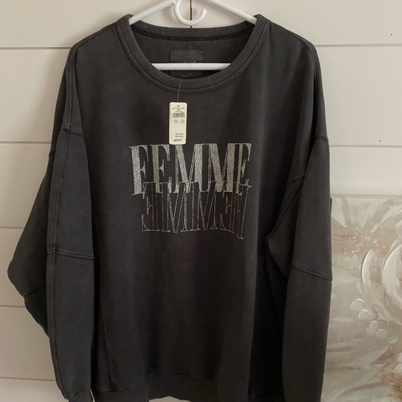 Aerie Tres Chic Sweatshirt (NWT) - Picture 1 of 4